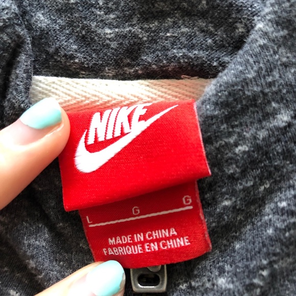 nike jacket - Picture 3 of 4
